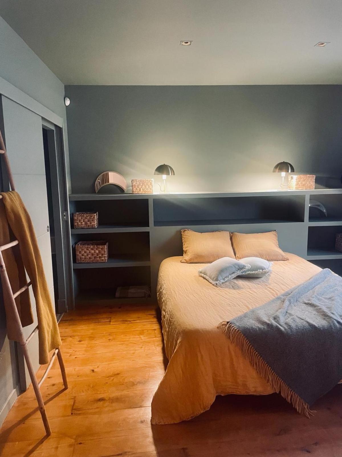 Chambre Dans Maison De Ville Avec Piscine Et Garage En Centre Ville モンペリエ エクステリア 写真